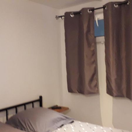 Les Tremieres Bed & Breakfast Saint-Paul-des-Fonts Ngoại thất bức ảnh